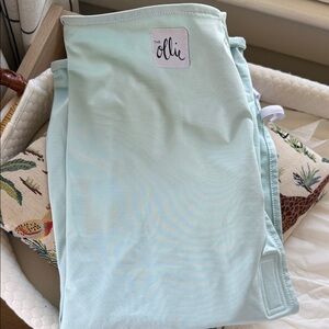 The Ollie Baby Swaddle - Sky